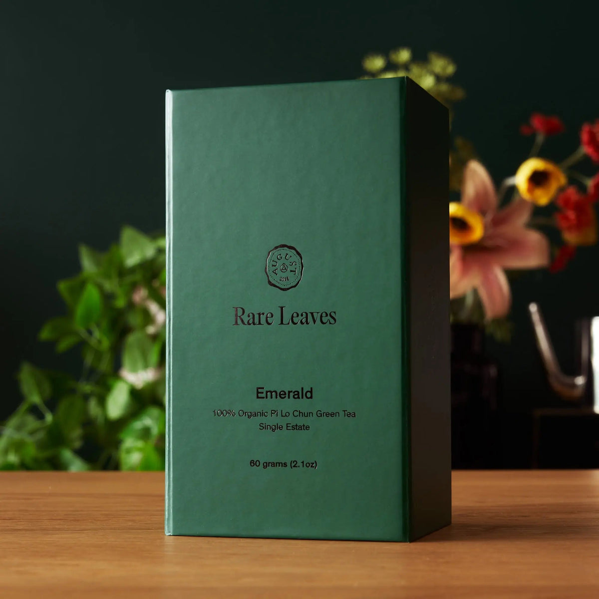 August Rare Leaves Emerald green tea presented in elegant green gift box
